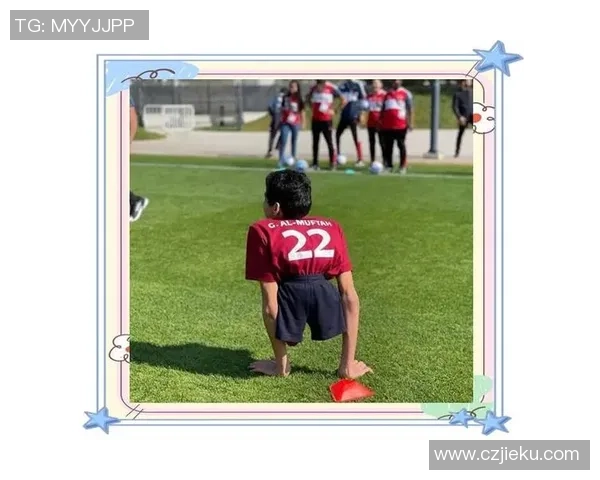 足球少年偶遇球星梦想照进现实与传奇相遇的激动时刻 足球少年偶遇球星梦想照进现实与传奇相遇的激动时刻