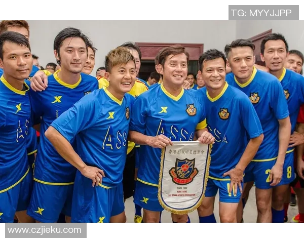 足球公益赛明星球员精彩亮相助力慈善事业引领社会关注